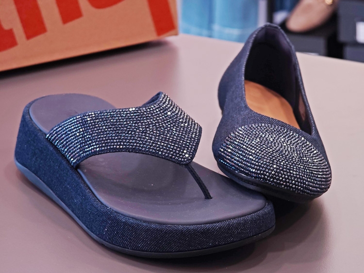 Sandalen der Marke Fitflop